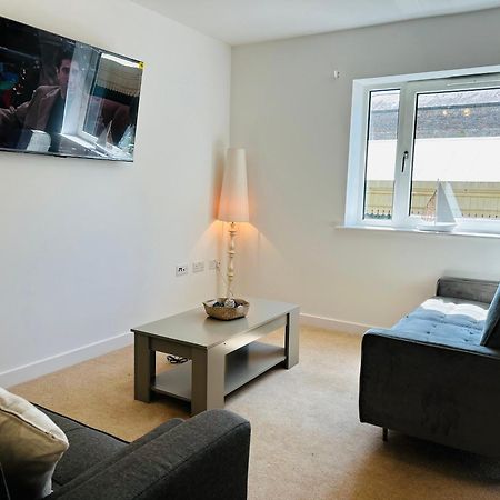 Modern Apartment Broad Gauge Way - Ideal For Work And Leisure Wolverhampton Bagian luar foto