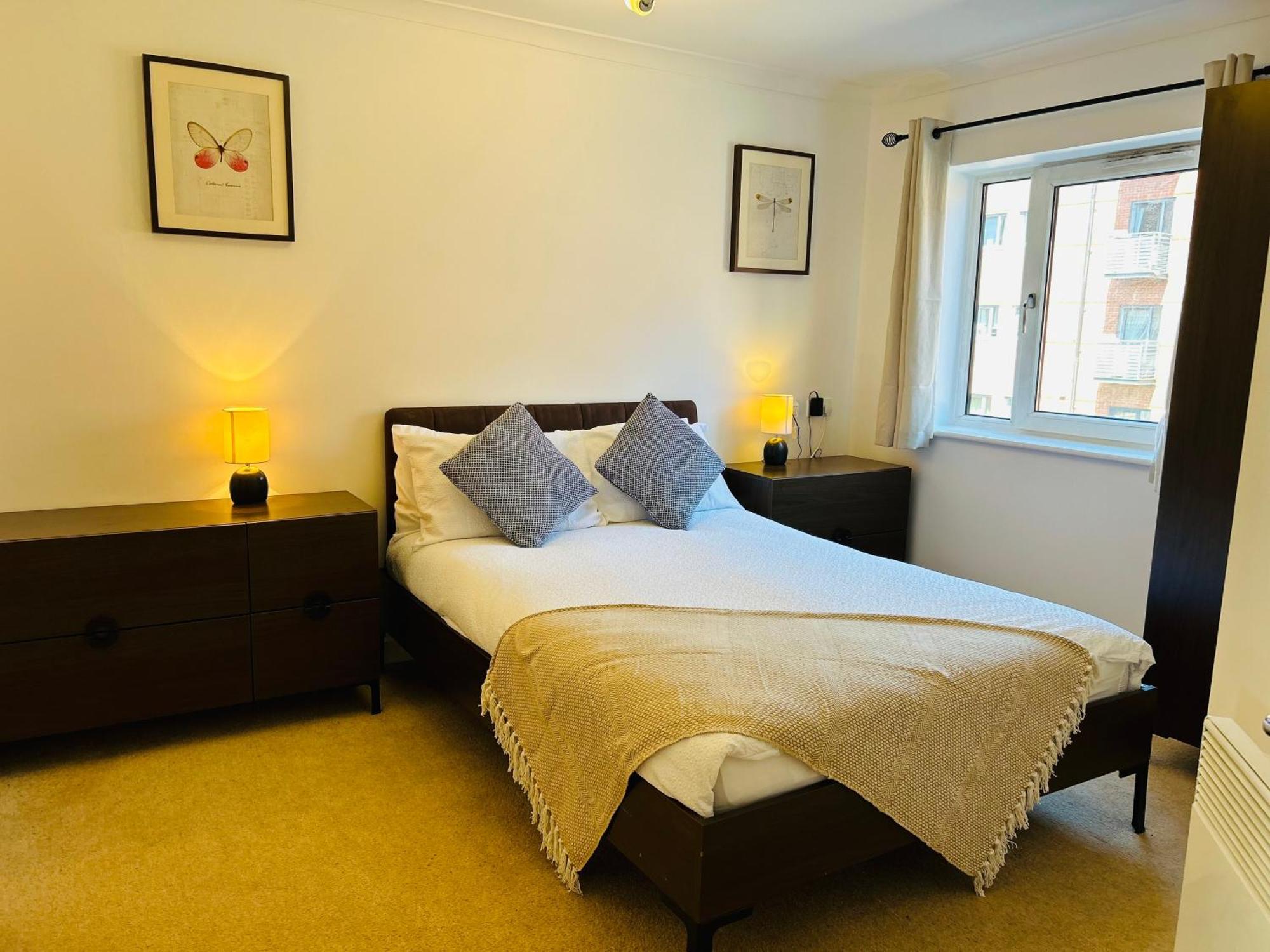 Modern Apartment Broad Gauge Way - Ideal For Work And Leisure Wolverhampton Bagian luar foto