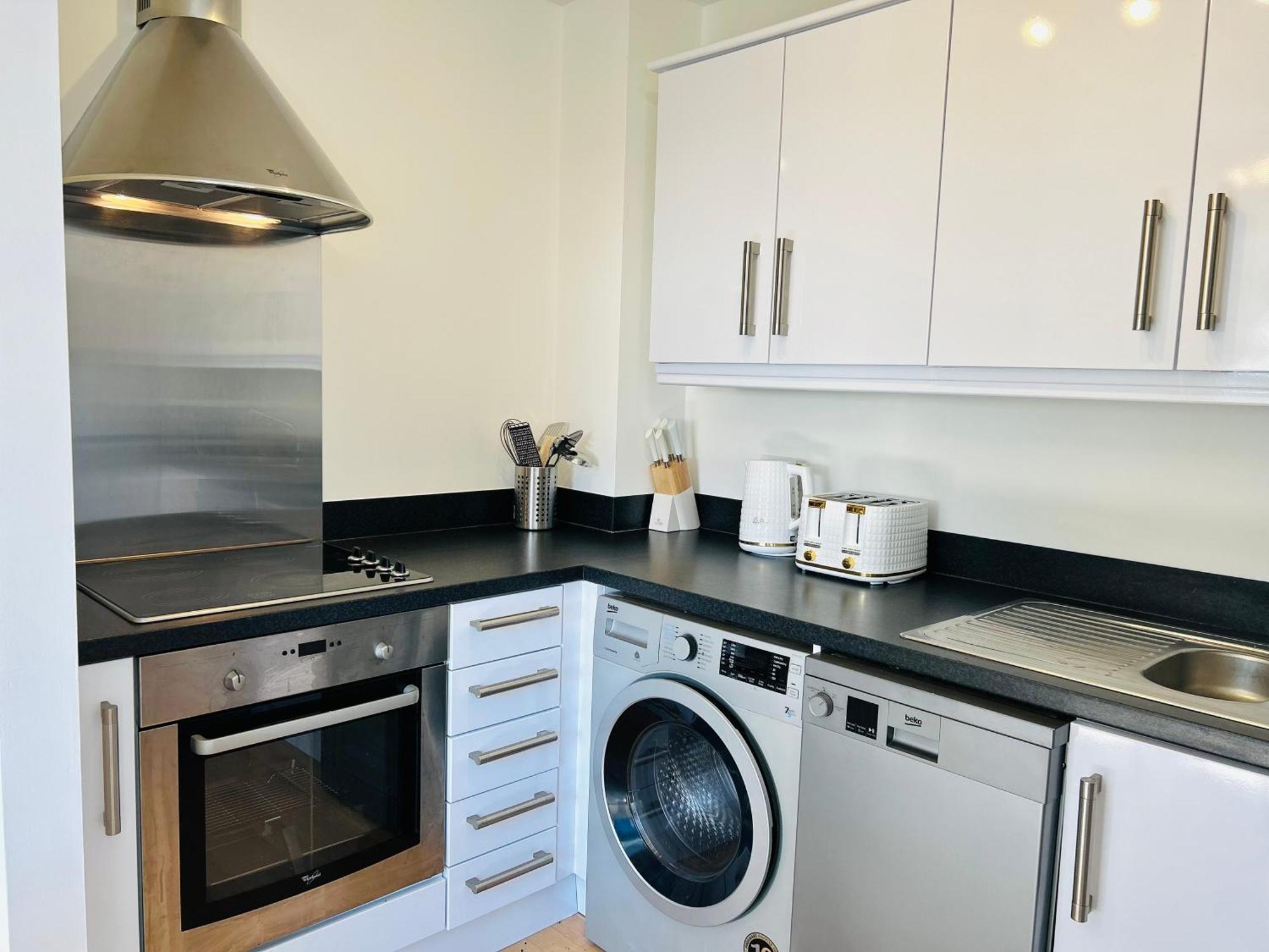 Modern Apartment Broad Gauge Way - Ideal For Work And Leisure Wolverhampton Bagian luar foto